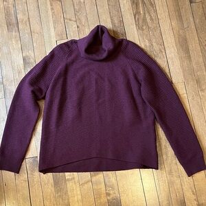 Women's Kuhl solace Sweater in Maroon